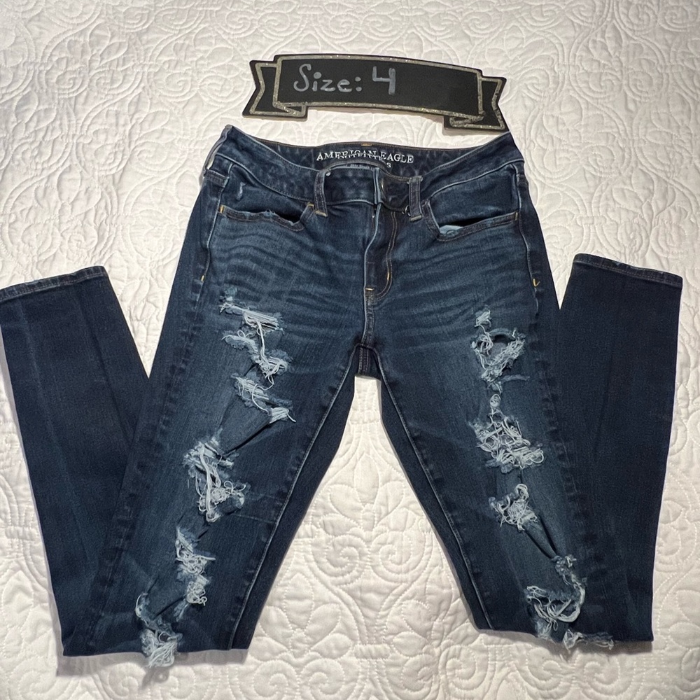 American Eagle Ripped Blue Jeans